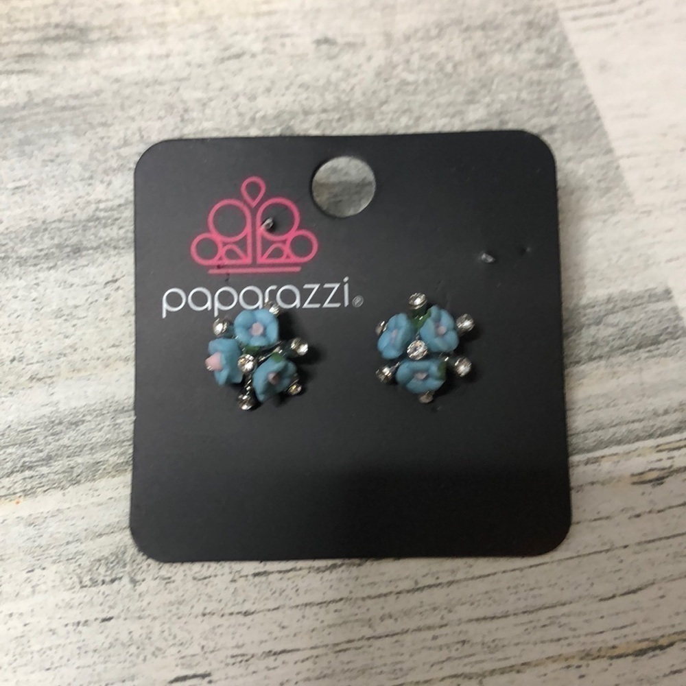 Paparazzi Blue Floral Green Sparkle Stud‎ Statement Earrings New